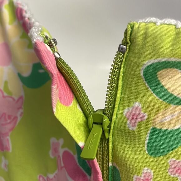 Lilly Pulitzer Vintage White Label
Fitted Shift Sundress Rhinodendrum- Size 12 - Picture 11 of 16